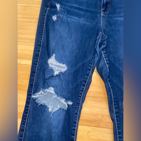 Torrid Jegging Super Soft Distressed Blue Jeans Extra Tall - Picture 7 of 14